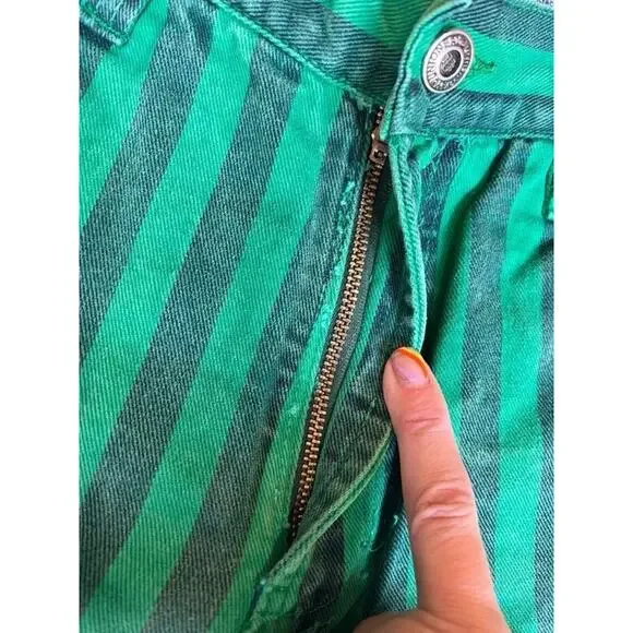 UNIONBAY Extra Comfort Women's 90s Preppy Bermuda Green Short Striped Size 32 - Picture 11 of 15